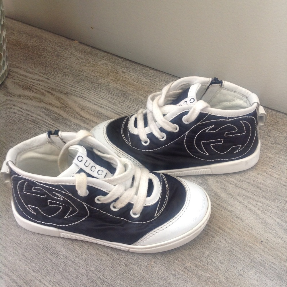 🎉🎉SOLD🎉🎉Gucci Sneakers